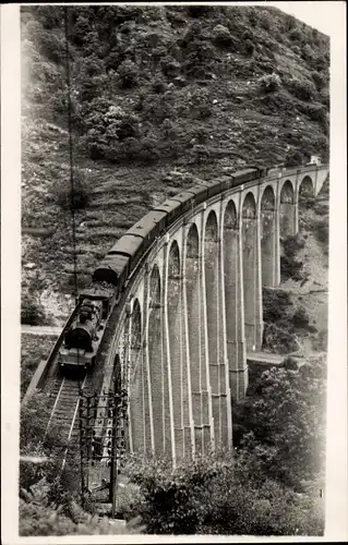 Foto Villefort Lozère, Französische Eisenbahn auf dem Viadukt, Dampflok