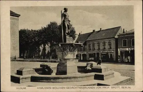 Ak Husum in Nordfriesland, Asmussen-Woldsen-Gedächtnisbrunnen, Prof. Brütt