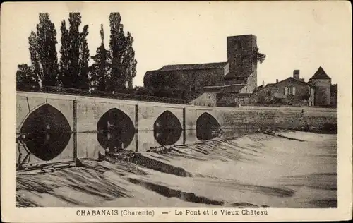 Ak Chabanais Charente, Le Pont und das alte Schloss