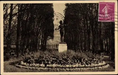 Ak Paris VI, Jardin du Luxembourg, Statue