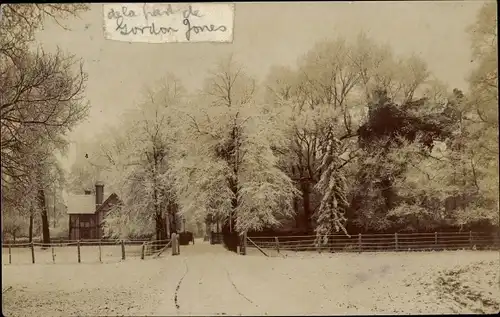 Ak Großbritannien, Schnee, Haus, Bäume