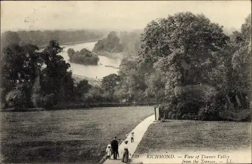 Ak Richmond Yorkshire England, View from Thames Valley from the Terrace