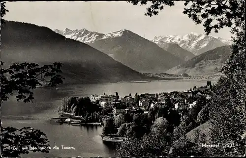 Ak Zell am See in Salzburg, Blick gegen die Tauern, Ort