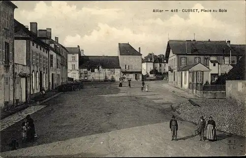 Ak Cusset Allier, La Place au Bois