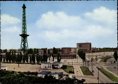 Ak Berlin Charlottenburg Westend, Funkturm mit Messegelände