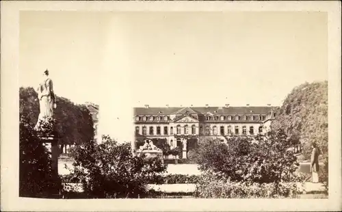 CdV Stuttgart in Baden Württemberg, Schloss, Springbrunnen