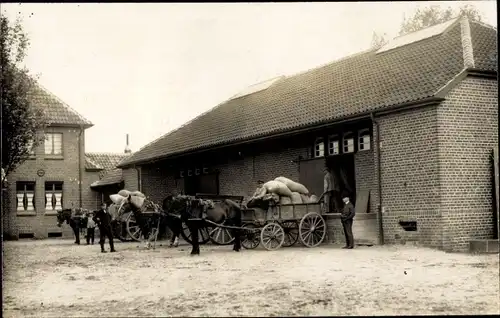 Foto Ak Niep Neukirchen Vluyn am Niederrhein, Gutshof