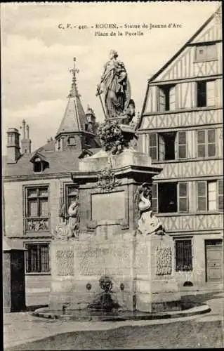 Ak Rouen Seine Maritime, Statue Jeanne d'Arc, Place de la Pucelle