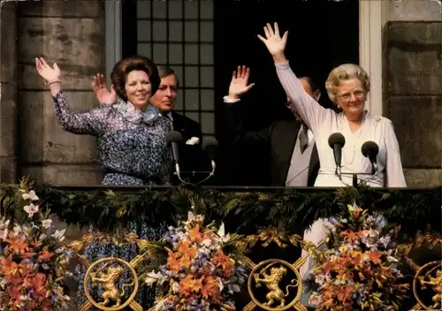 Ak Prinzessin Juliana der Niederlande,  neu gekrönte Königin Beatrix, Paleis op de Dam 1980