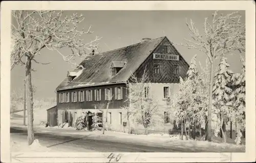 Ak Zinnwald Georgenfeld Altenberg im Erzgebirge, Grenzsteinhof, Winter