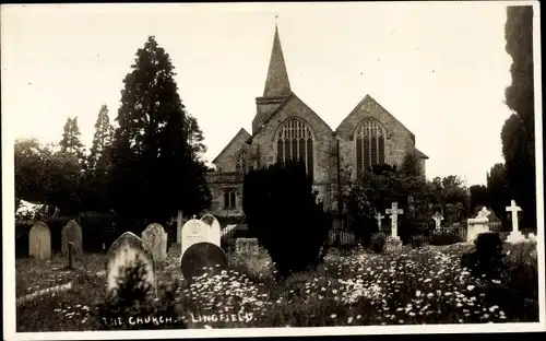 Ak Lingfield Surrey England, Kirche