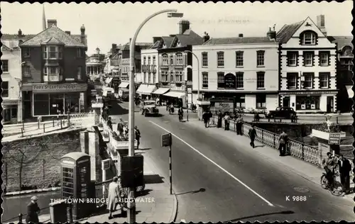 Ak Bridgewater East of England, Town Bridge, Telefonzelle, Shop