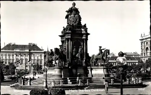 Ak Wien 1 Innere Stadt, Maria Theresia Denkmal