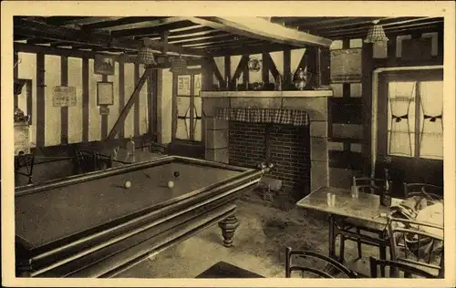Ak Sallenelles Calvados, Intérieur de l'Hôtel du Bras d'Or, Table de Billard