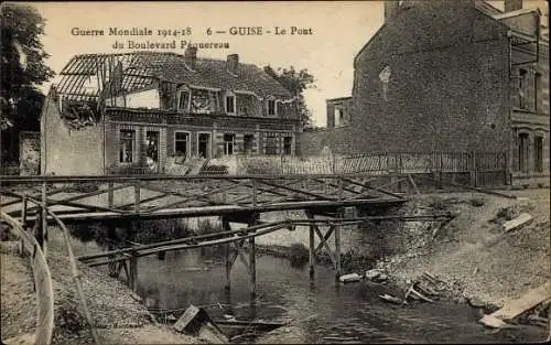 Ak Guise Aisne, Weltkrieg, Die Boulevard-Pequereau-Brücke