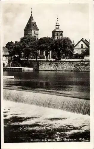 Ak Hameln, Das Münster mit Wehr