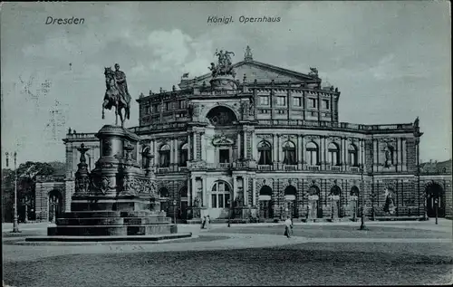 Ak Dresden Altstadt, königliches Opernhaus, Denkmal