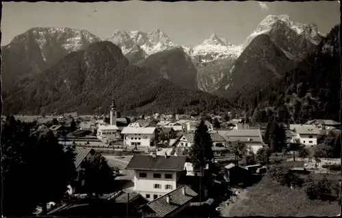 Ak Lofer in Salzburg, Blick über den Ort, Gebirge