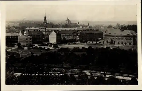 Ak Pardubice Pardubitz Stadt, Totalansicht