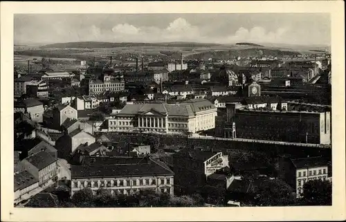 Ak Plzeň Pilsen Stadt, Gesamtansicht, Turm