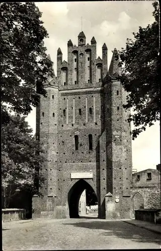Ak Friedland in Mecklenburg, Neubrandenburger Tor