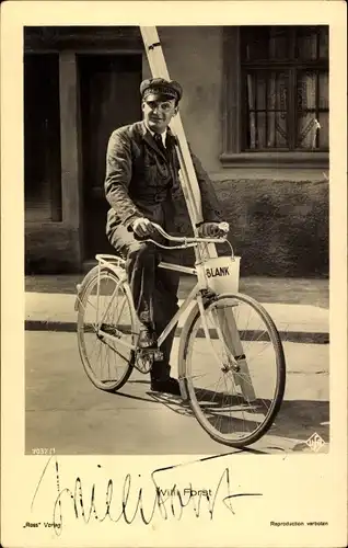 Ak Schauspieler Willi Forst, Filmszene Blitz-Blank, Fahrrad, Autogramm