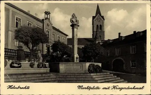 Ak Helmbrechts in Oberfranken, Marktplatz mit Kriegerdenkmal