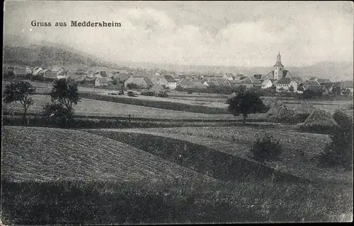 Ak Meddersheim in Rheinland Pfalz, Blick über die Felder auf den gesamten Ort, Kirche