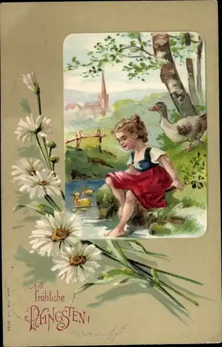 Präge Ak Fröhliche Pfingsten, Mädchen im roten Rock am Bach, Enten, Kirchturm im Hintergrund