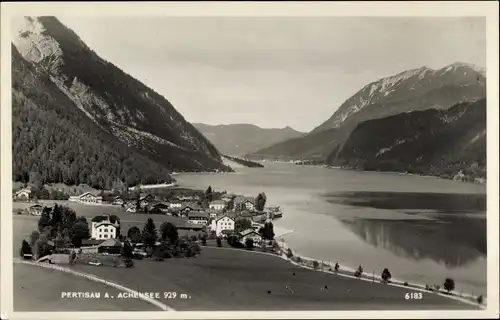 Ak Pertisau Eben am Achensee in Tirol, Ortsansicht, Gebirge