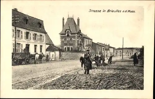 Ak Brieulles sur Meuse, Straßenpartie