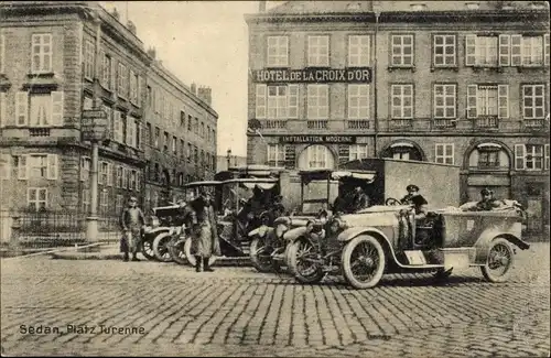 Ak Sedan Ardennes, Platz Turenne, Hotel de la Croix d'Or, Autos