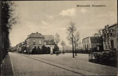 Ak Warnsveld Gelderland Niederlande, Dorfplatz