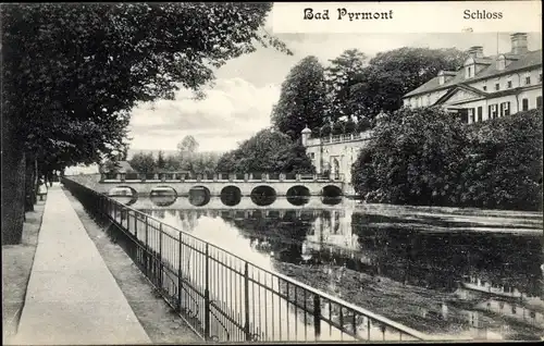 Ak Bad Pyrmont in Niedersachsen, Schloss, Brücke