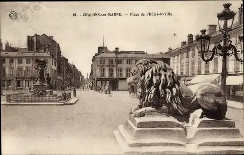 Ak Châlons-sur-Marne, Place de l’Hotel de Ville