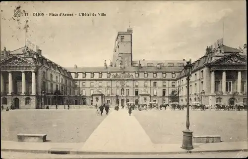 Ak Dijon Côte d'Or, Place d'Armes, Rathaus