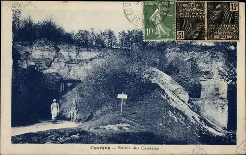 Ak Courson-Yonne, Eingang von Carrieres