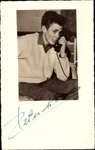 Foto Autogramm Schauspieler und Sänger Peter Kraus am Telefon