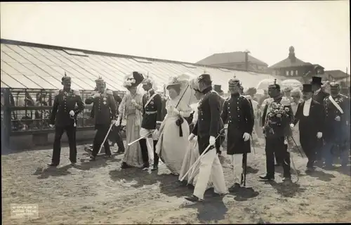 Ak Deutsche Armee-, Marine- und Kolonial-Ausstellung, Berlin 1907, Eröffnungsfeier, Besucher