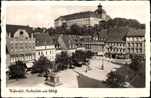 Ak Weißenfels im Burgenlandkreis, Marktplatz und Schloss, Reiterdenkmal