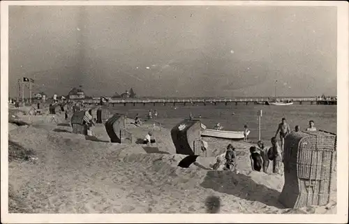 Foto Ak Oldenburg in Holstein, Strandleben