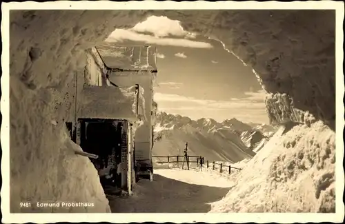 Ak Oberstdorf im Oberallgäu, Edmund Probst Haus, Winter, Schnee, Am Nebelhorn, 1929 m