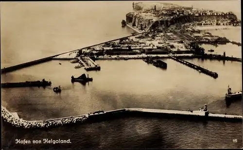 Ak Nordseeinsel Helgoland, Totalansicht, Hafen, Fliegeraufnahme
