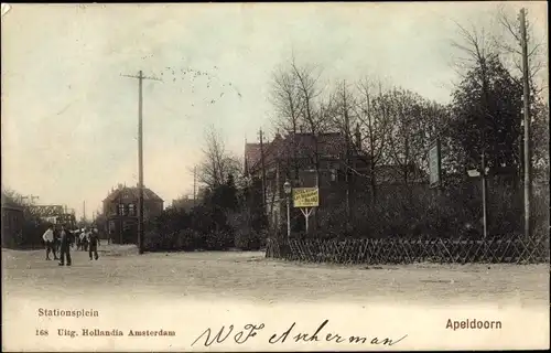 Ak Apeldoorn Gelderland, Stationsplein