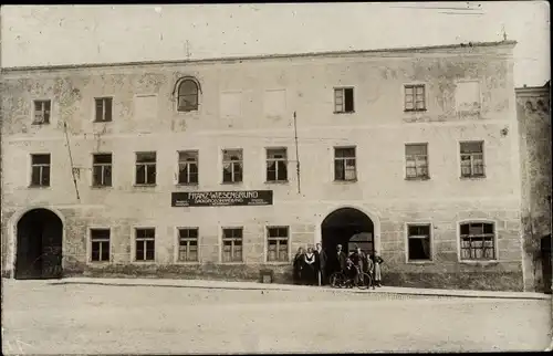 Foto Ak Geschäftshaus Franz Wiesengrund, Anwohner