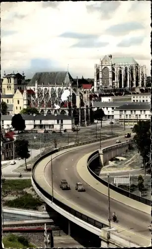 Ak Beauvais Oise, Pariser Brücke, Kathedrale, Kirche St. Etienne