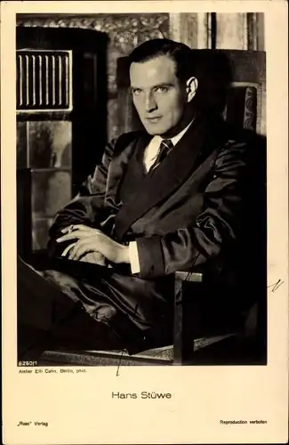 Ak Schauspieler Hans Stüwe, Sitzportrait, Autogramm