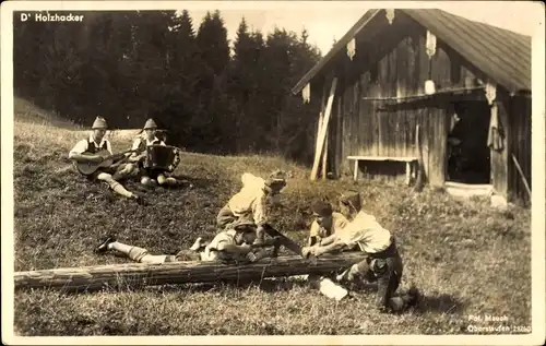 Ak Oberstaufen im Allgäu, Holzhacker, Männer, Säge, Akkordeon, Gitarre