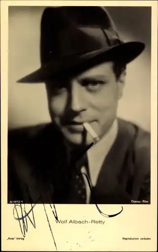 Ak Schauspieler Wolf Albach-Retty, Portrait, Zigarette, Hut