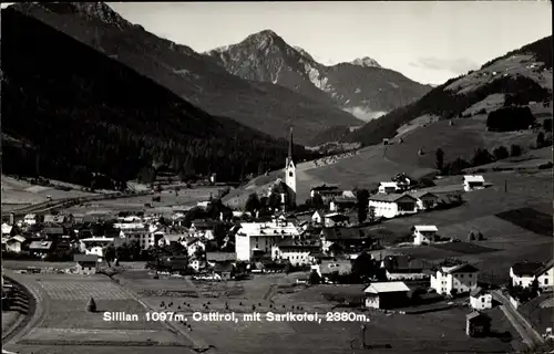 Ak Sillian in Tirol, Ortsansicht, Kirchturm, Sarlkofel